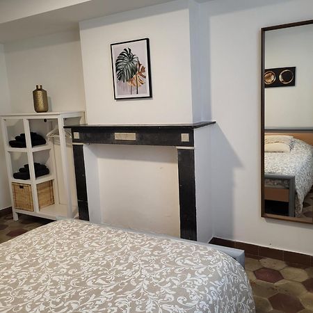 Brussels Bed & Blockchain Private Rooms With Shared Bathroom Kamer foto