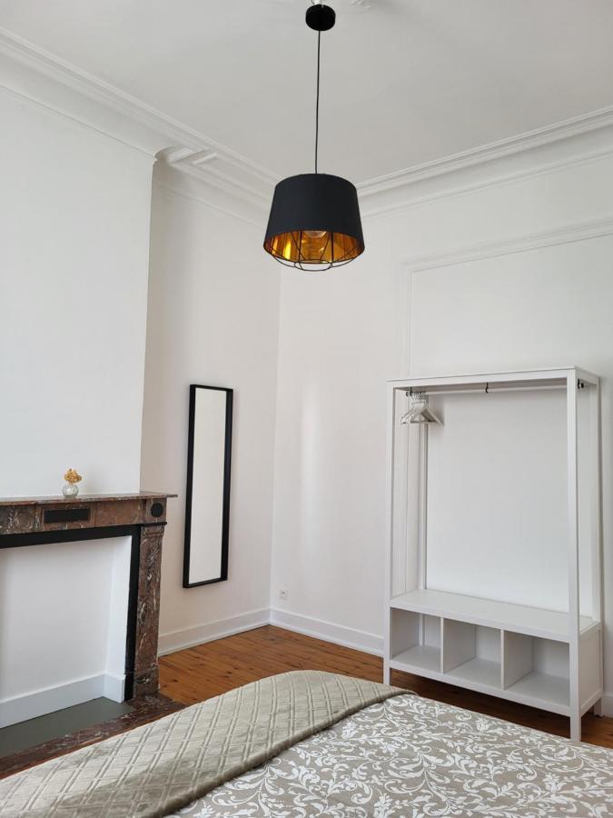 Brussels Bed & Blockchain Private Rooms With Shared Bathroom Buitenkant foto