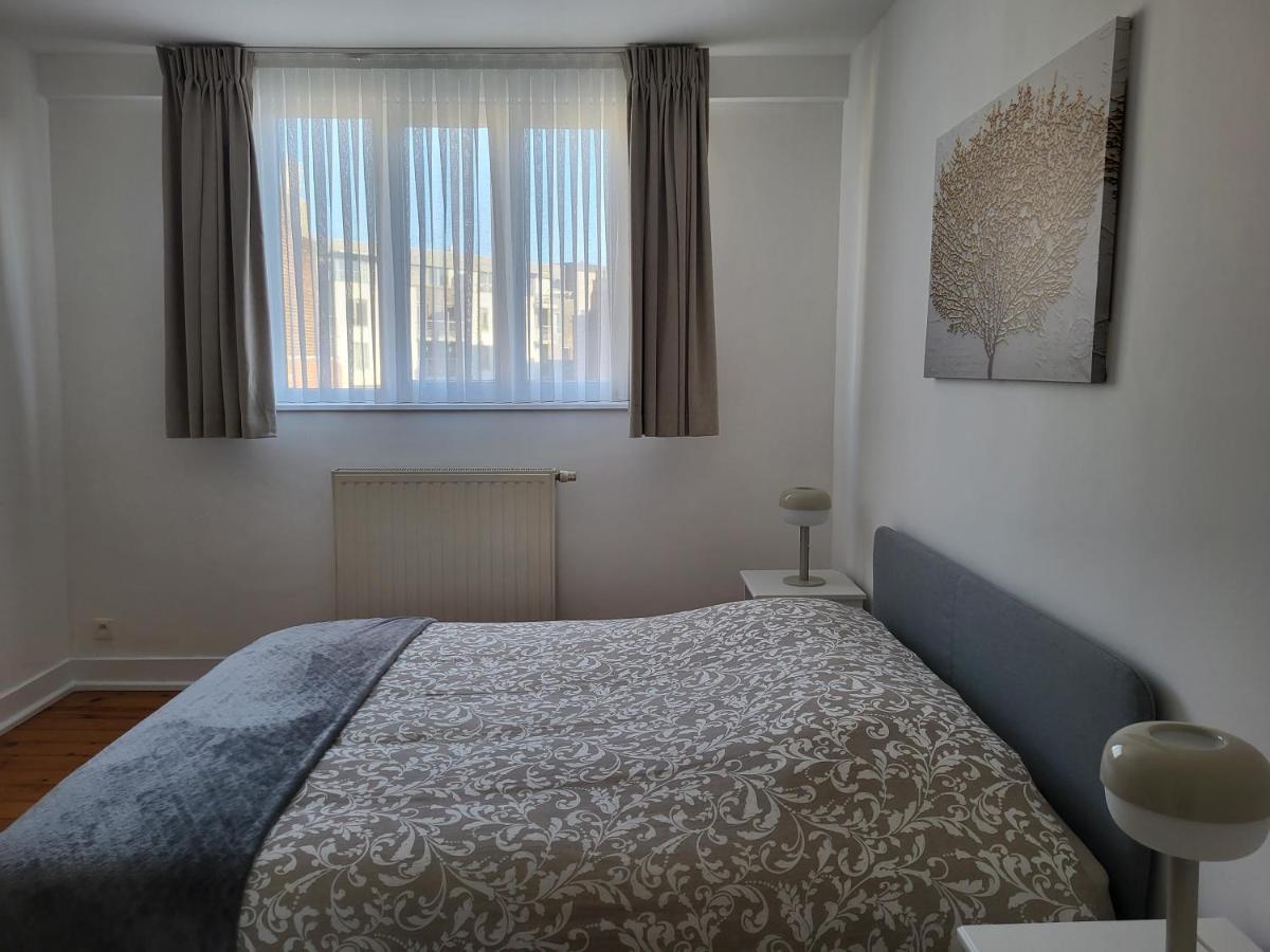 Brussels Bed & Blockchain Private Rooms With Shared Bathroom Buitenkant foto