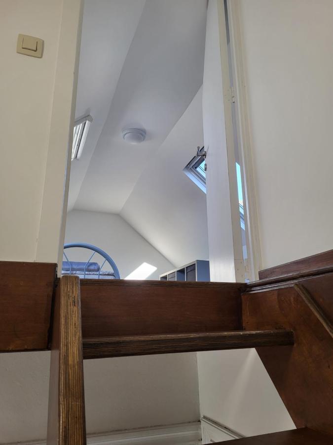 Brussels Bed & Blockchain Private Rooms With Shared Bathroom Buitenkant foto