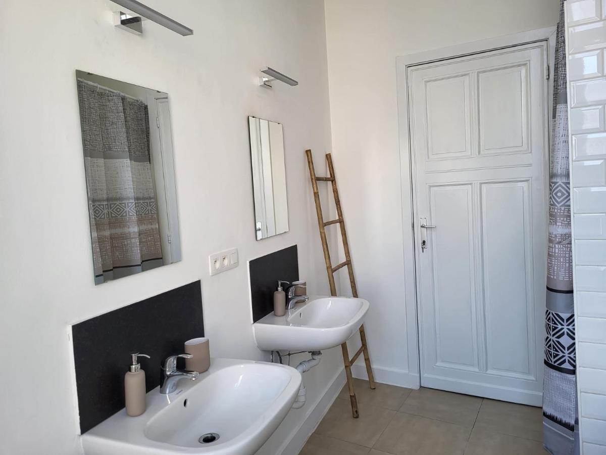 Brussels Bed & Blockchain Private Rooms With Shared Bathroom Buitenkant foto